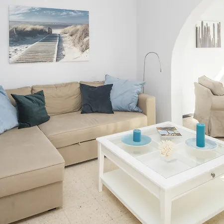 Modern On The Seafront Ferienhaus Telde